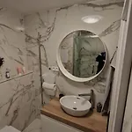 Horvi 아파트 *